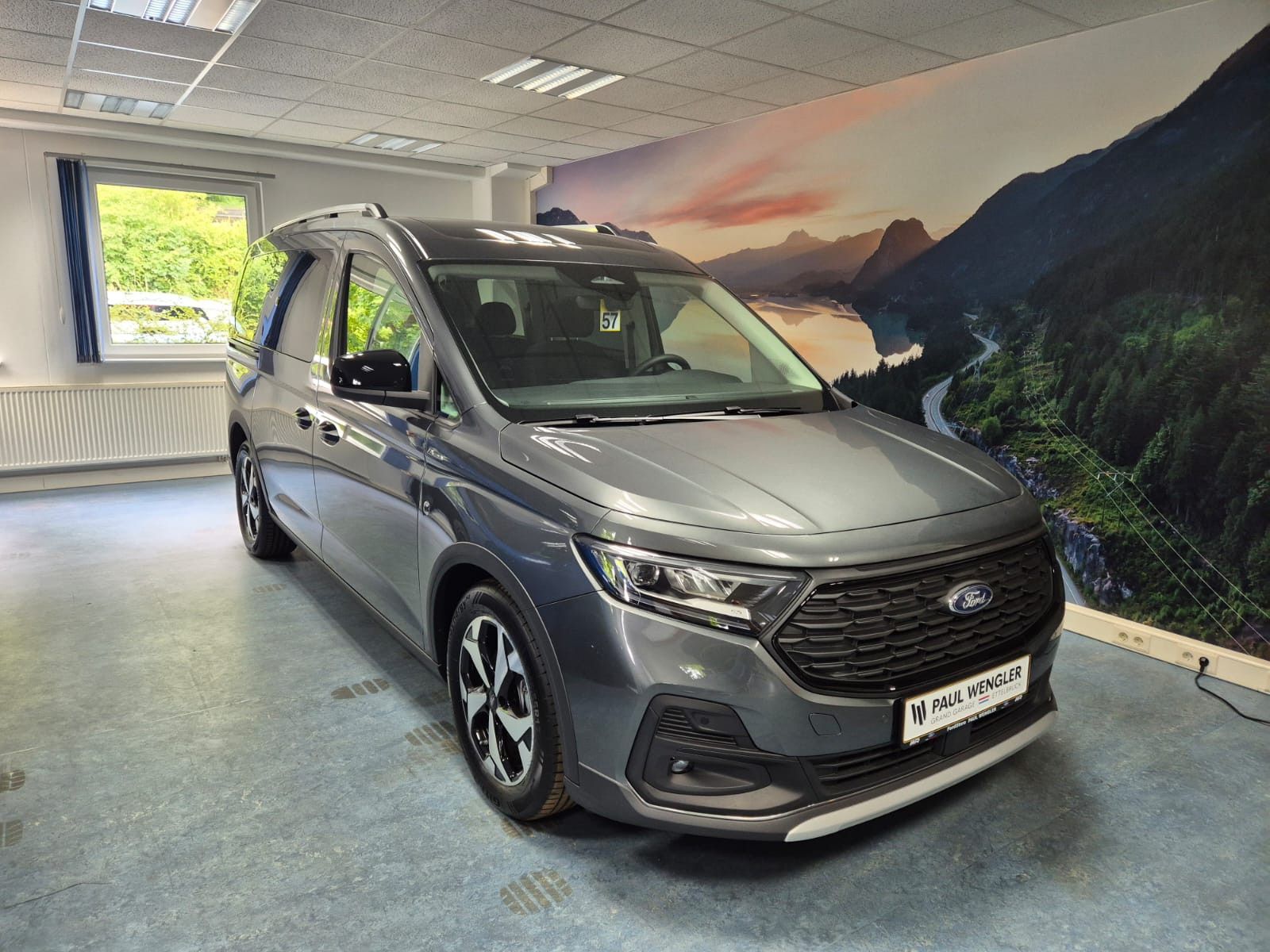 Ford Grand Tourneo Active 2.0 Ecoblue 122cv M6 AWD imagem 2