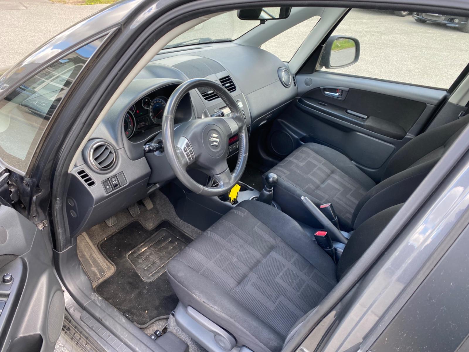 Suzuki SX4 1.6 VVT 2WD Comfort KLIMAAUTOMATIKTüv10-2027