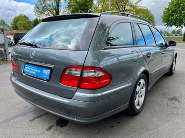 Mercedes E 220 - 4