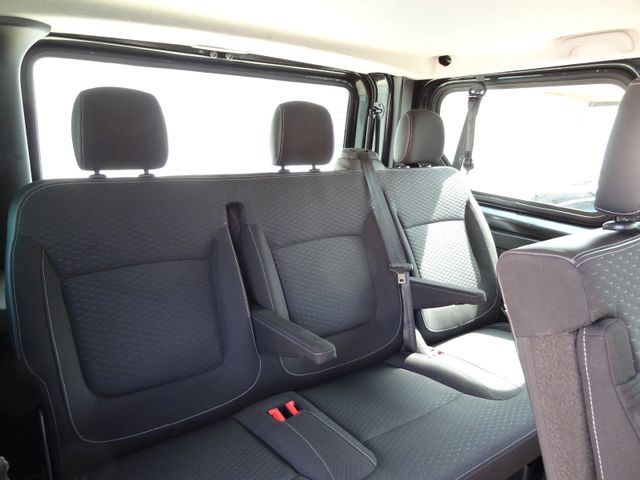 Fahrzeugabbildung Opel Vivaro B Kombi L1H1  2,9t/2.Hd/8-Sitz/AHK/Kamera
