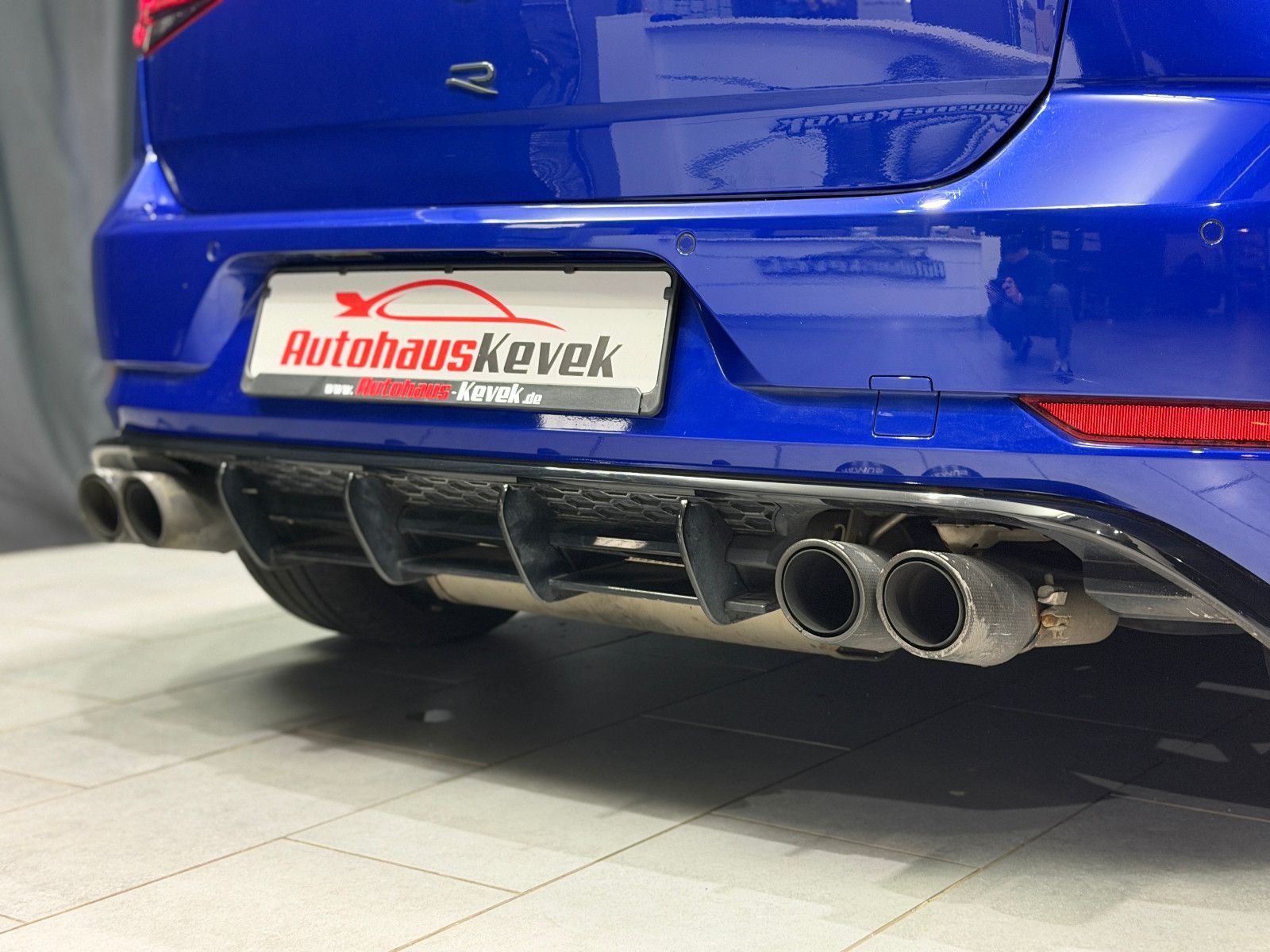 Fahrzeugabbildung Volkswagen Golf VII R 4Motion |REMUS|PANO|LEDER