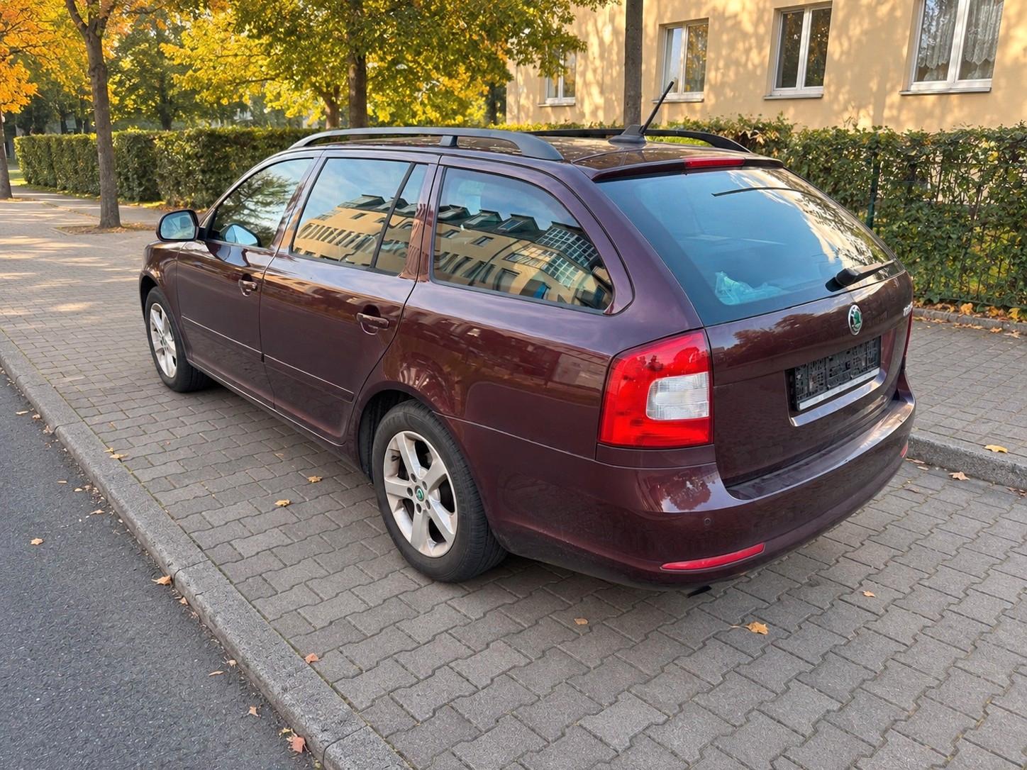 Skoda Octavia 2013 — engine 1.197 cm³, 105 HP (77kW)
