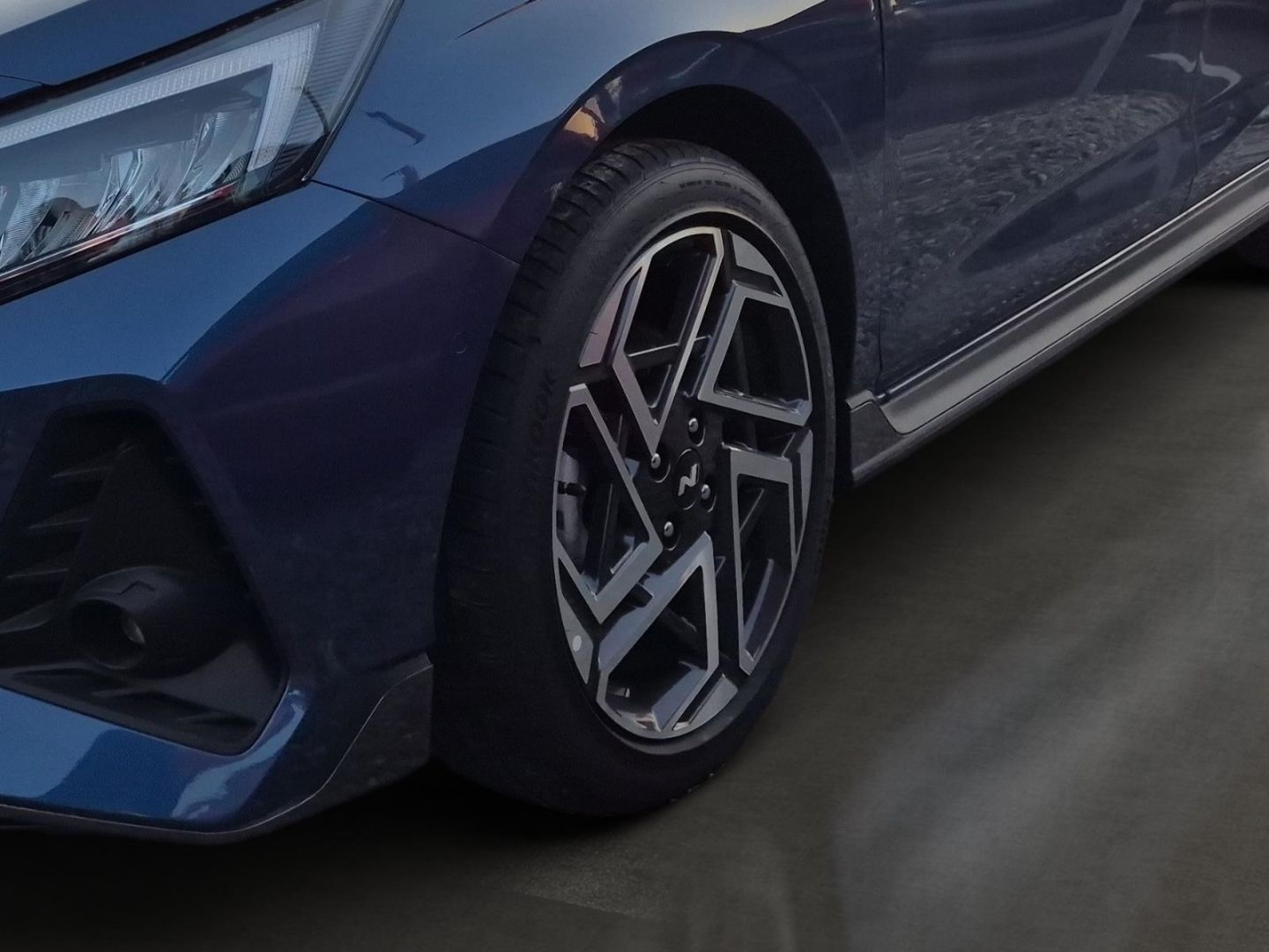 Fahrzeugabbildung Hyundai i20 N Line (100PS) +Assistenz-Paket+Dachlackieru
