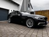 BMW 530i Touring A - Luxury Line  - BMW 530 in Augsburg