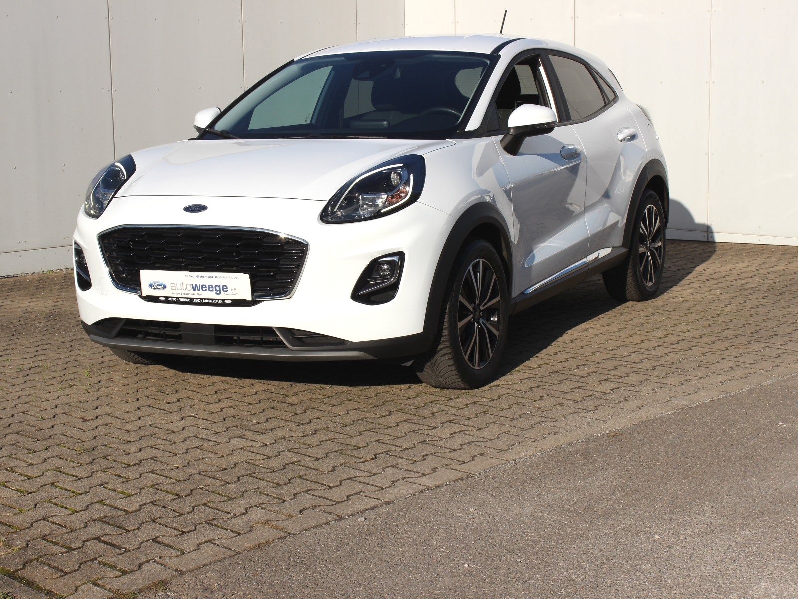 Fahrzeugabbildung Ford Puma Titanium 1,0 EcoBoost Mild Hybrid