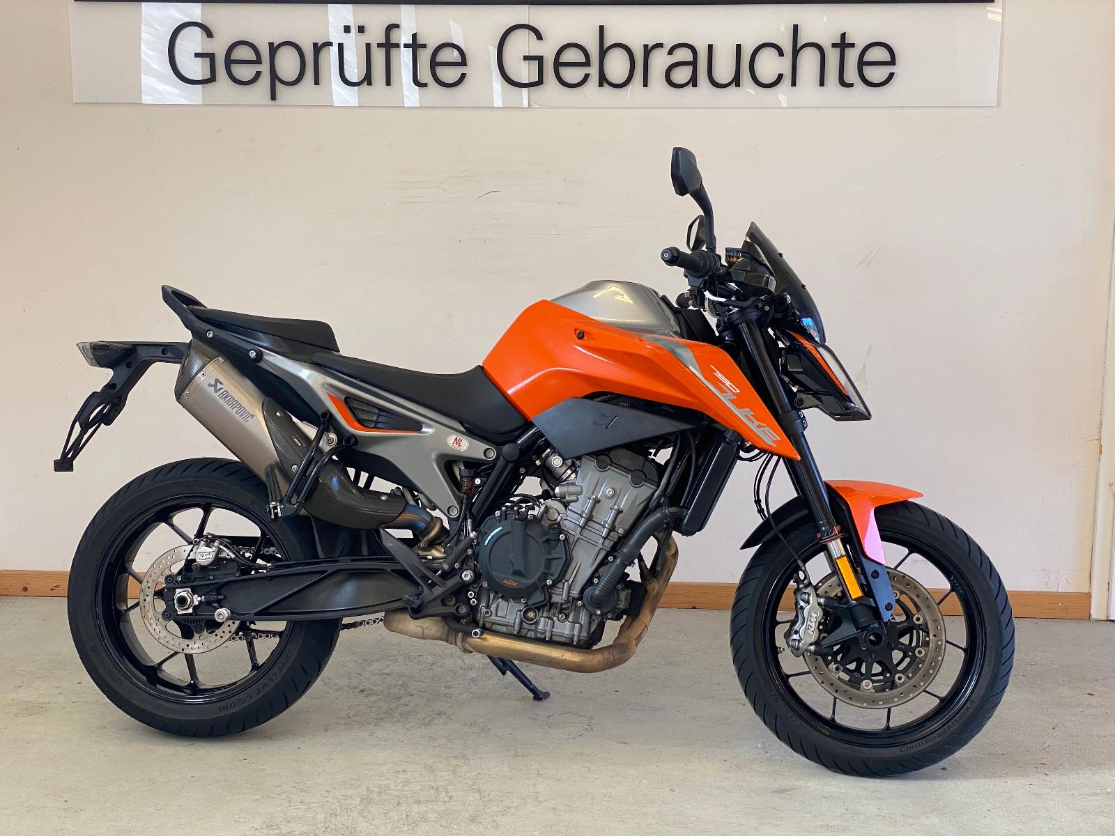 KTM Duke 790