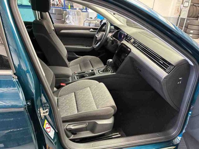 Volkswagen Passat Variant - Bild 7