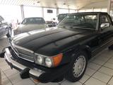 Mercedes-Benz SL 560,Kindersitze,rostfrei,2 Dächer,H-Kennzeich - Mercedes-Benz SL 560 in Frankfurt (Main)