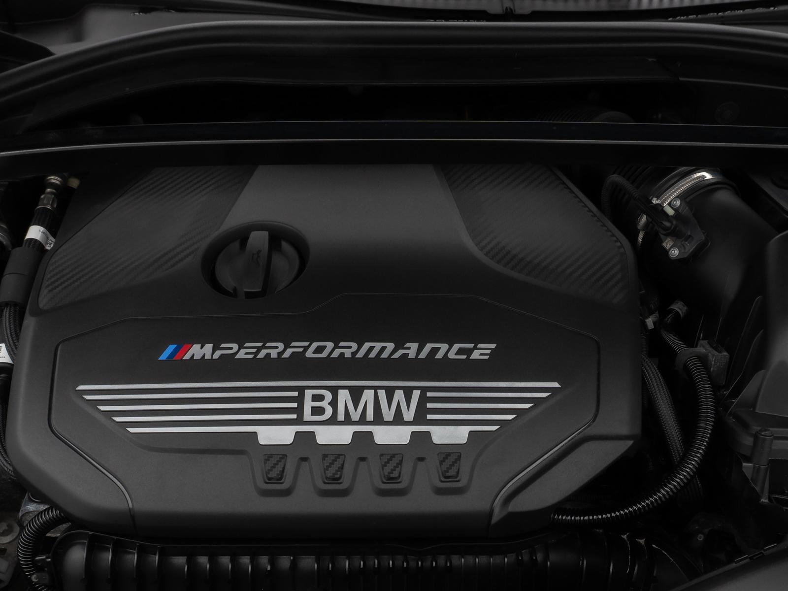 BMW M135i xD HUD DAB H/K Komfort 19" Lenkradheizung