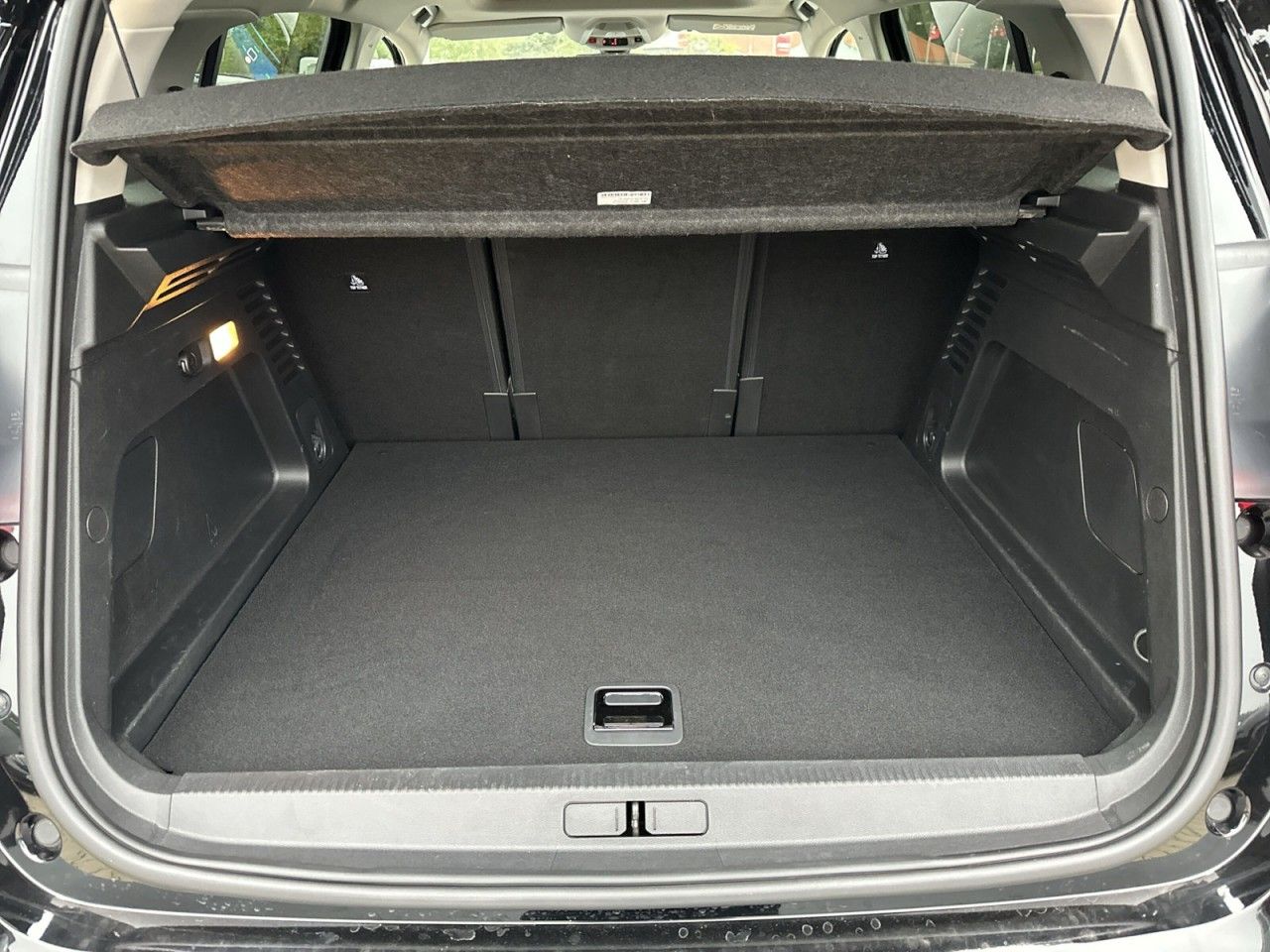 Fahrzeugabbildung Citroën C5 Aircross Shine Pack Hybrid 225PS