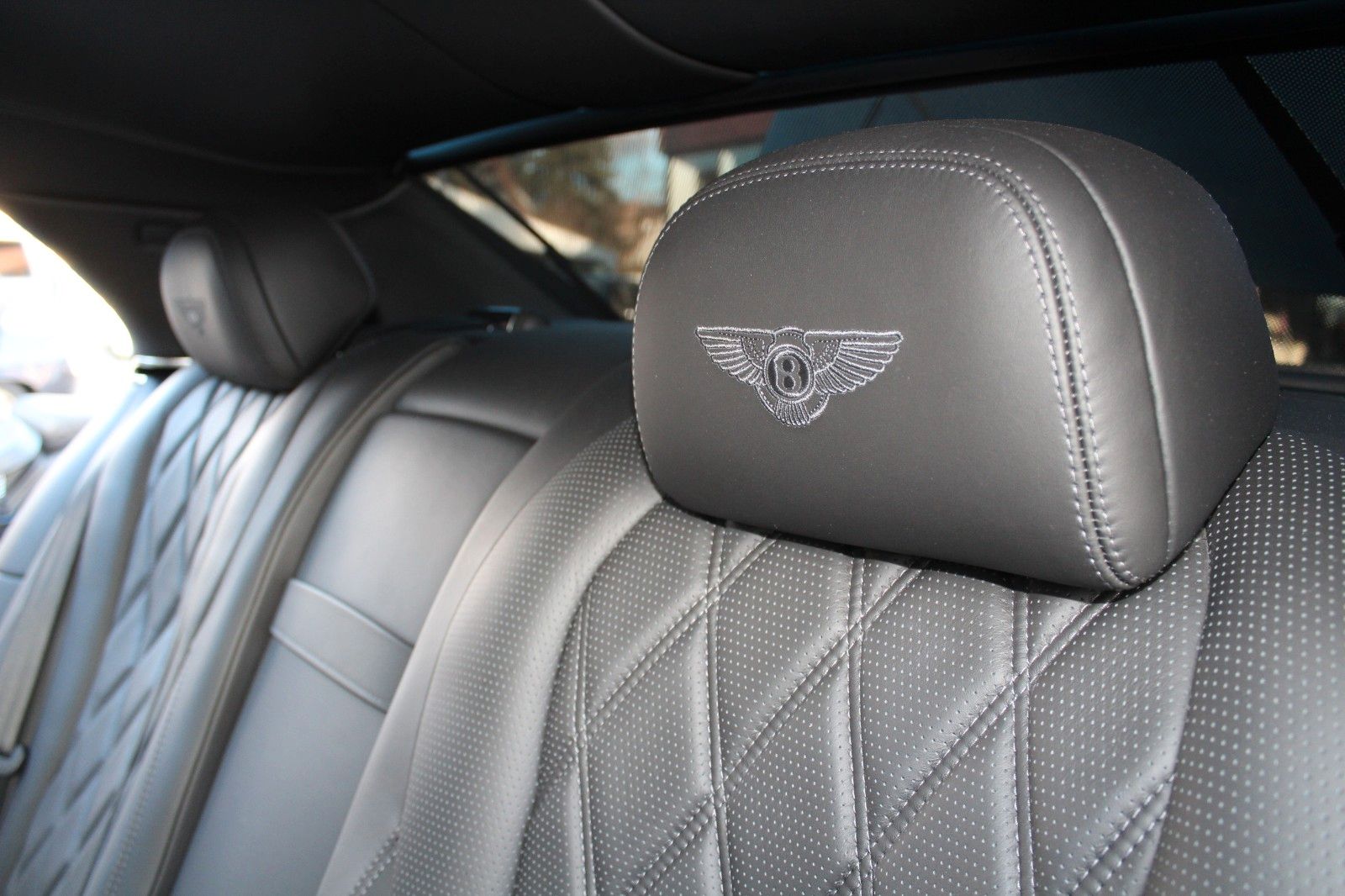 Flying Spur 6.0 W12 Muliner Ausstattung!