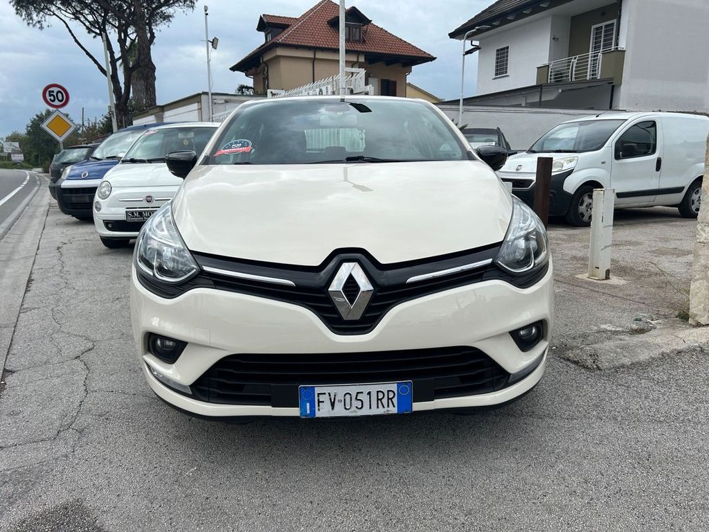 Image of Renault Clio