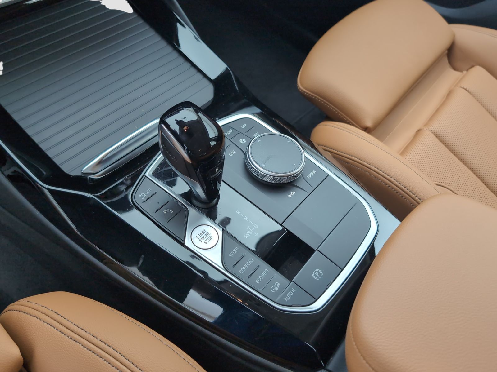 BMW X3 xDrive20i Navi AHK Kamera Sportsitze LED foto 12