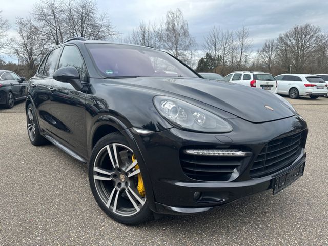 Porsche Cayenne Turbo*P-CERAMIC-BRAKE*AHK*PANO*TOP-AUSST