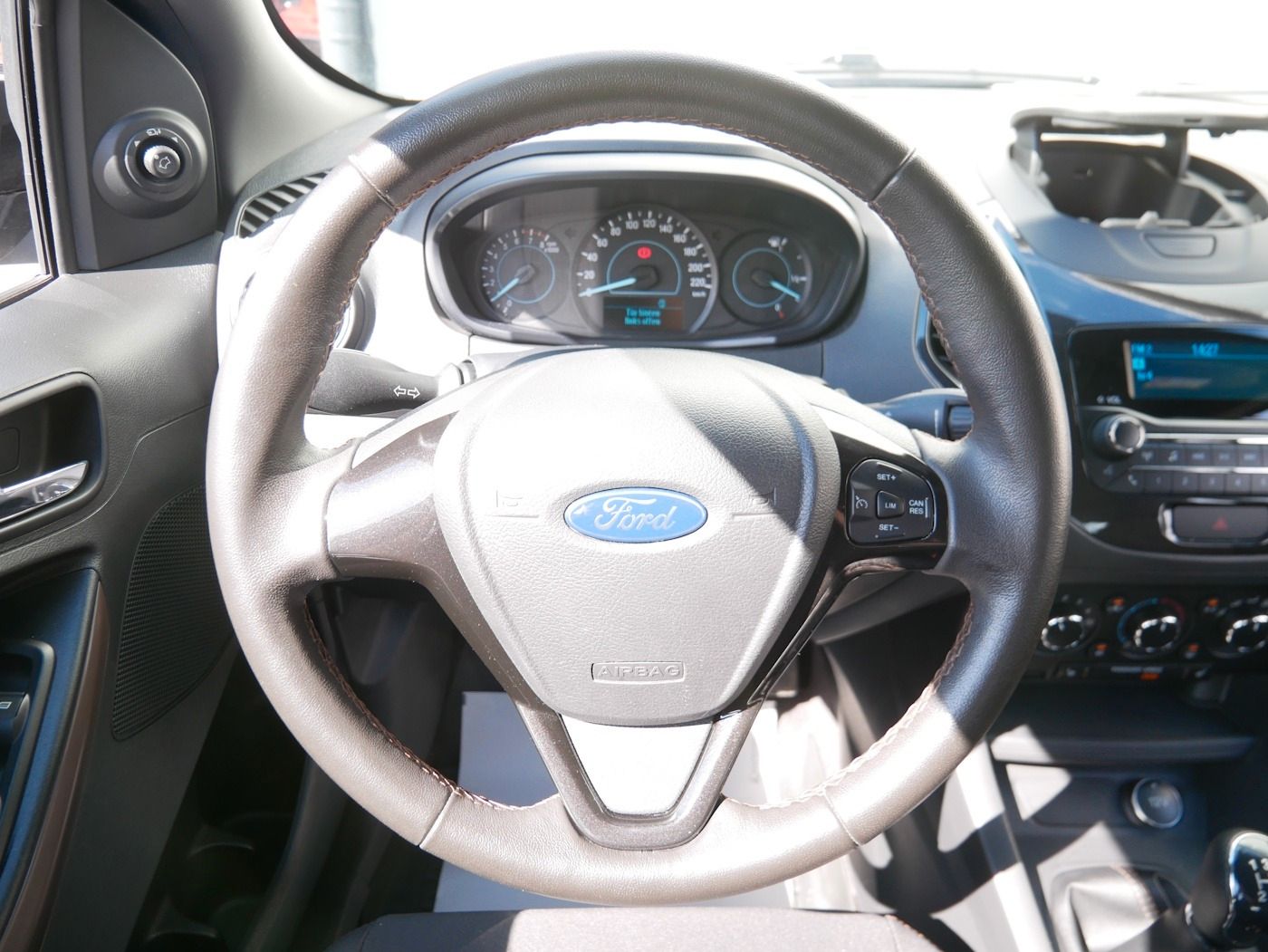 Fahrzeugabbildung Ford KA+ 1.2 Ti-VCT Active SHZ heizb.Frontscheibe PDC