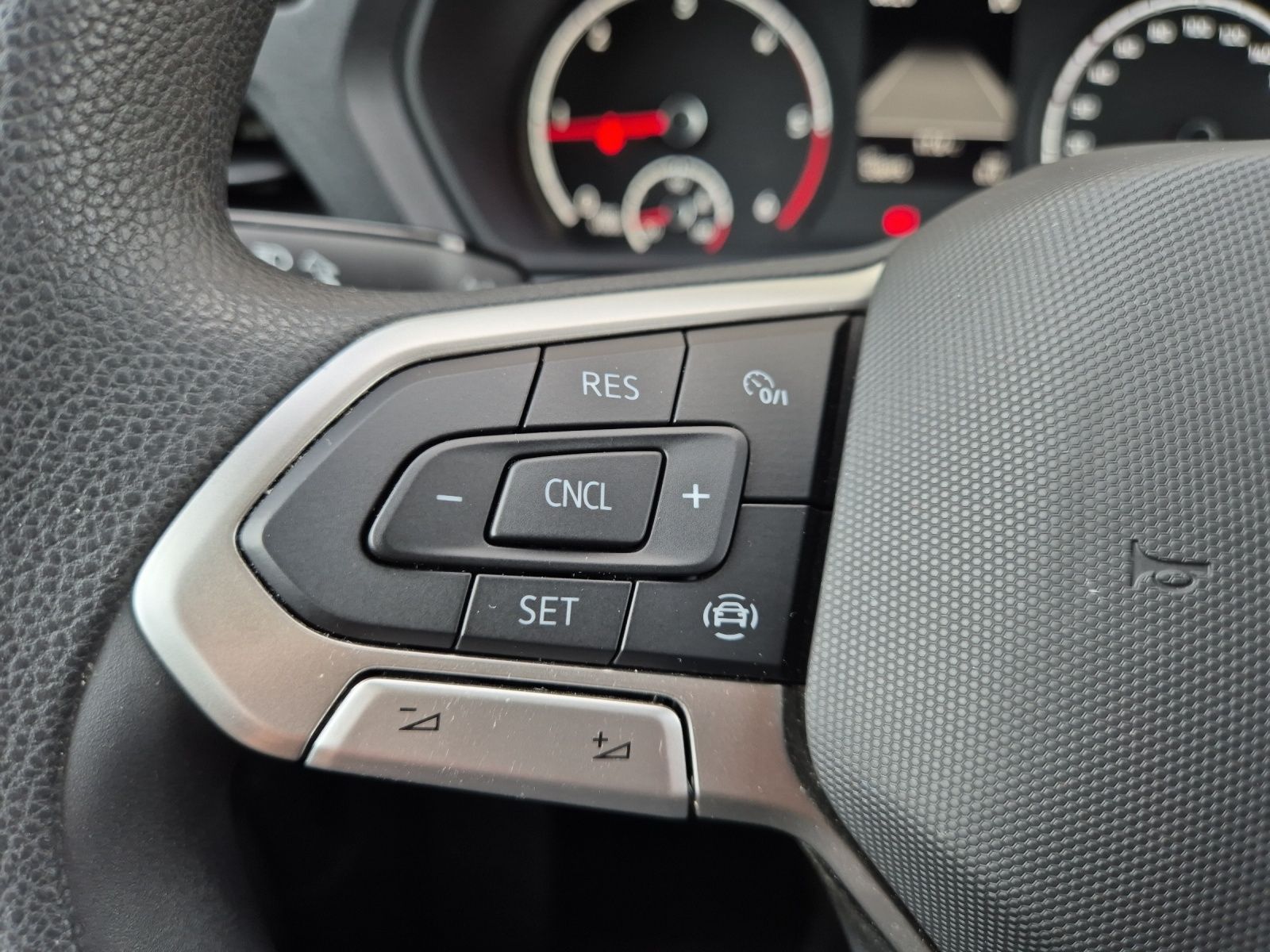 Fahrzeugabbildung Volkswagen Caddy Kombi TDI EcoProfi Klima SH