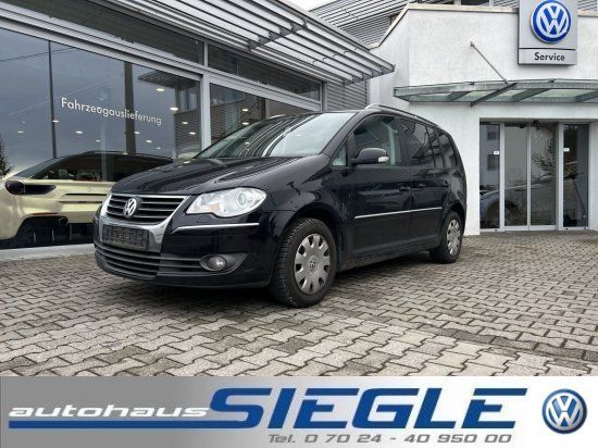 Volkswagen Touran 1.4 TSI Highline 7-Sitze Navi AHK PDC SHZ