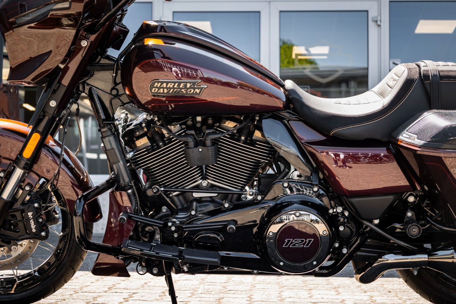 Fahrzeugabbildung Harley-Davidson CVO Street Glide FLHXSE 121 Cui - Jekill & Hyde