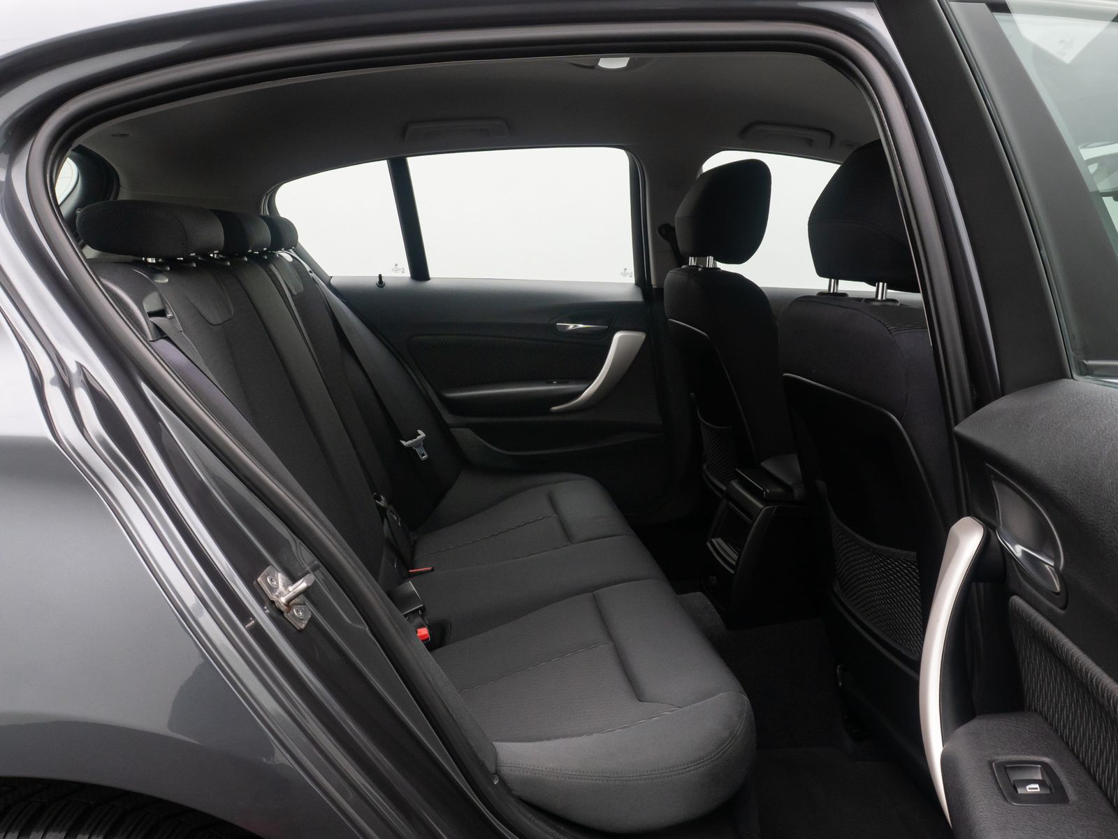 Fahrzeugabbildung BMW 116d Advantage Plus PDC Multilenkrad Sitzheizung