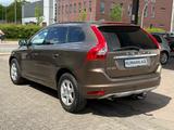 Volvo XC60  2WD /Anhängerkuppl/Vollleder/Sitzheizung - Volvo XC60 bis 15.000 Euro