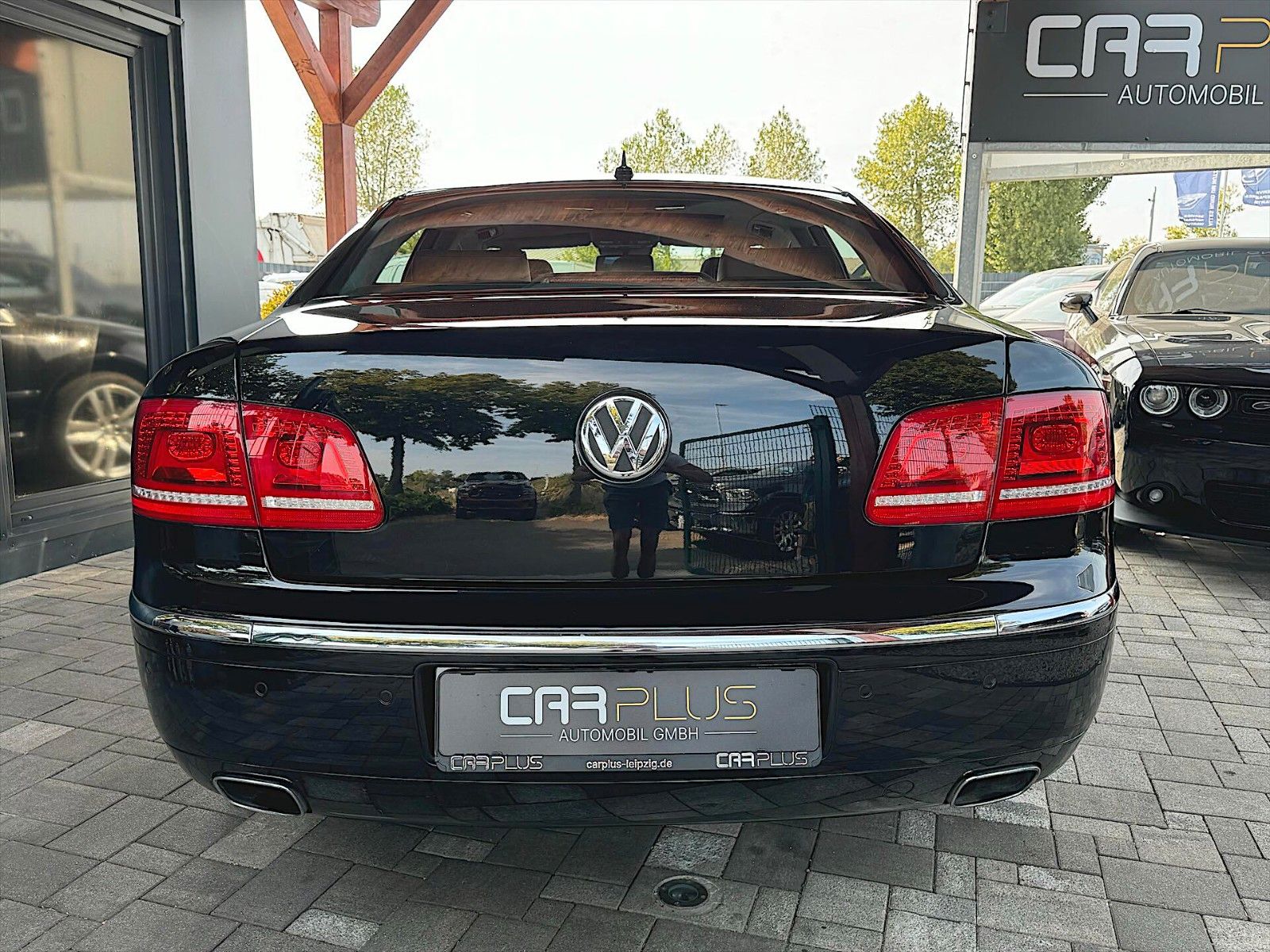 Fahrzeugabbildung Volkswagen Phaeton V8 4Motion Exclusive Individual Premium