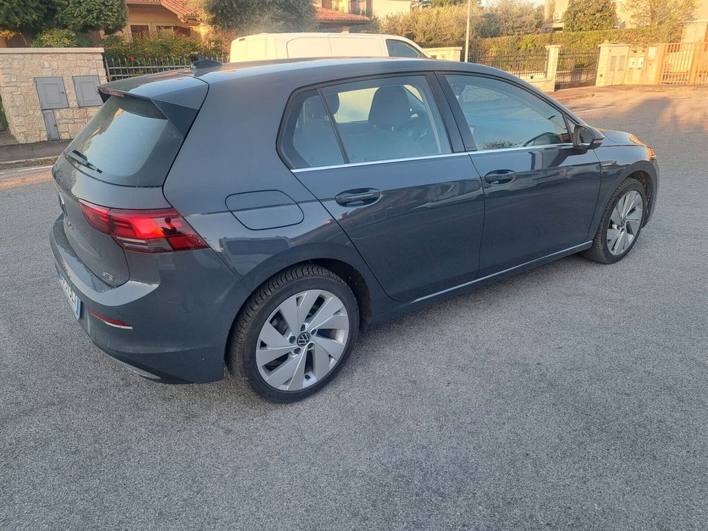 Image of Volkswagen Golf