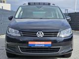 Volkswagen Sharan 2.0 TDI Comfortline Business 6-S PANO AHK - Volkswagen Sharan: 6.2