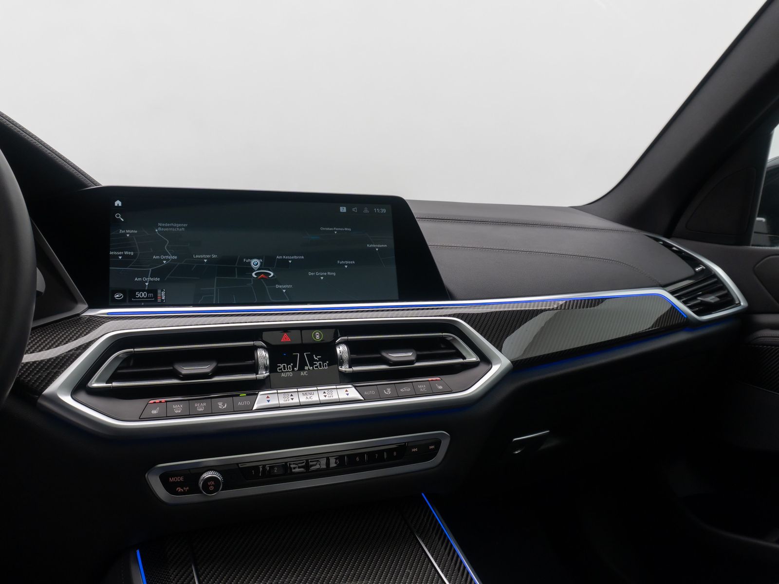 Fahrzeugabbildung BMW X5 xD30d M Sport Kamera DAB HiFi HUD Panorama