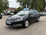 Volkswagen Passat Variant BlueMotion*KLIMAAUT*RFK*NAVI*SHZ* - Volkswagen Passat Variant: Bluemotion
