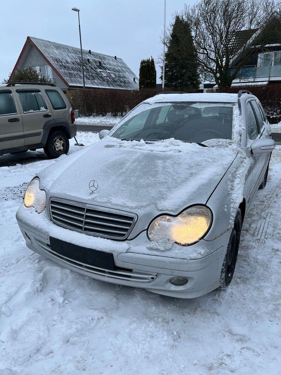 Mercedes-Benz C180 2006 — photo 8