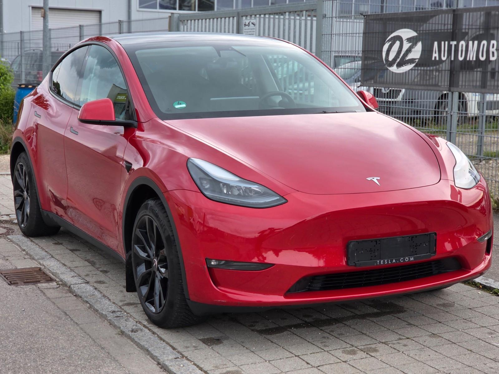Tesla Model Y Long Range Dual AWD
