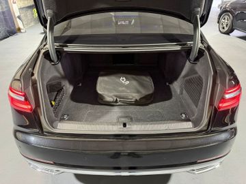 Audi A8 - 10