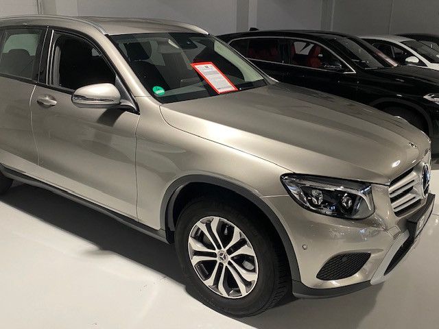 MERCEDES-BENZ GLC 250 4Matic   1.HD Inkl. 1 Jahr Garantie