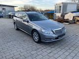 Mercedes-Benz E 300 CDI Massage;Kamara;Euro5;Navi;PDC - gebrauchte Mercedes-Benz E 300 aus dem Jahr 2010