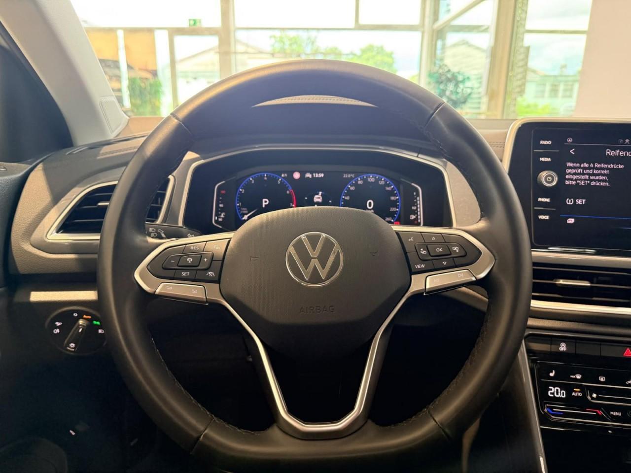 Volkswagen T-Roc 1.5TSI Style DSG Navi RFK ACC APP Klima, миниатюра 8