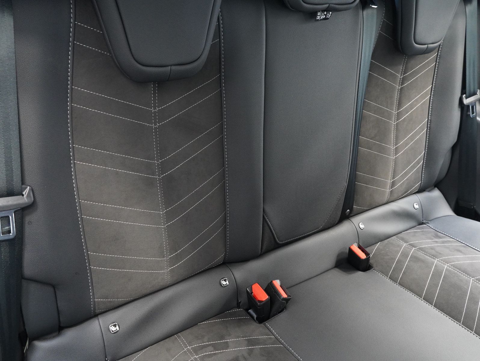 Fahrzeugabbildung Opel Corsa F e GS Line NAVI/KAMERA/11KW/SOH