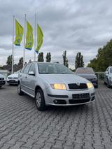 Skoda Fabia Ambiente*Automatik*TÜV*Neu*Einparkhilfe