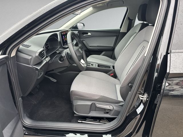 Leon ST 1.5 eTSI DSG STYLE LED+AHK+KAMERA+ACC+LM