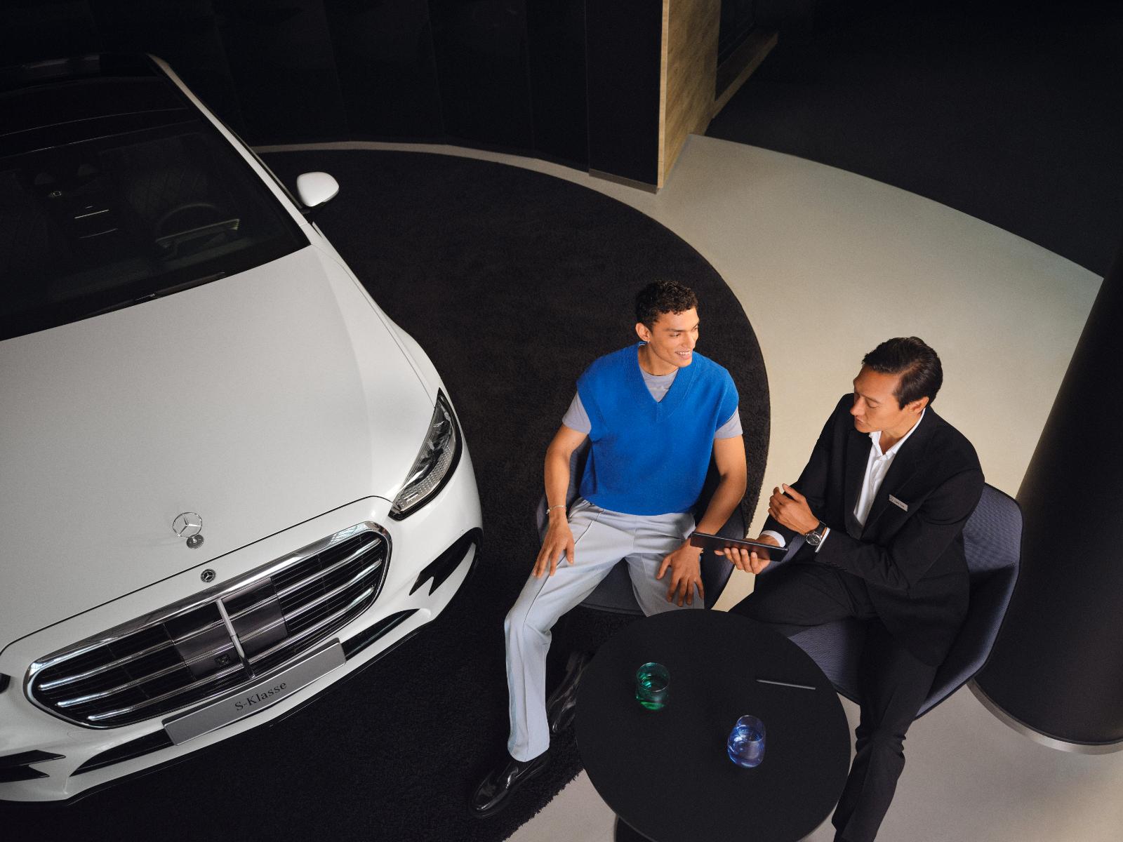 showroom-image-top