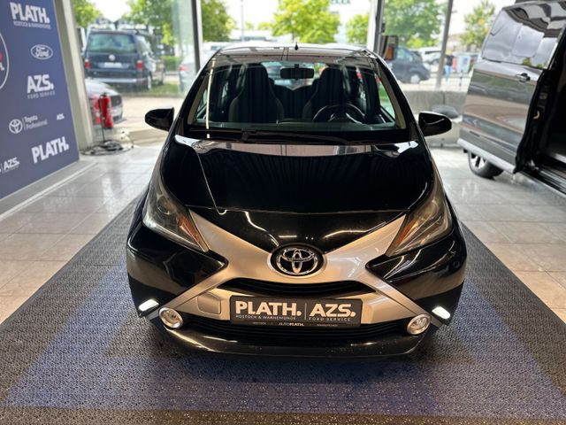 Toyota Aygo x-clusiv *Kamera*Carplay*