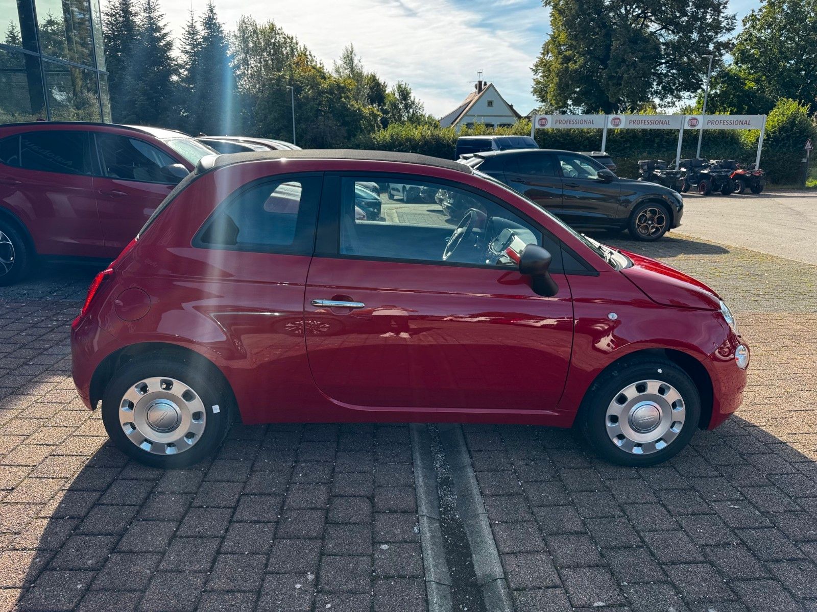 Fahrzeugabbildung Fiat 500C Cabrio Carplay Klima Tageszulassung