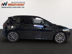 Fahrzeugabbildung BMW 218i Active Tourer M Sport -- AHK/HeadUp/Innovat