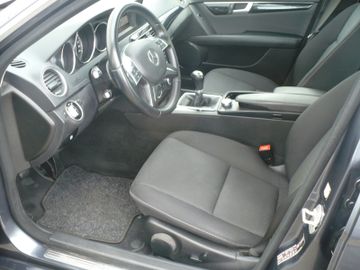 Bild 6 Mercedes-Benz C 180 C -Klasse Lim. C 180 CGI BlueEfficiency