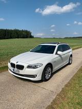 BMW 525d xDrive F11 Motor generalüberholt ... - BMW 525 mit Diesel-Antrieb: Kombi, Automatik, 525d F11