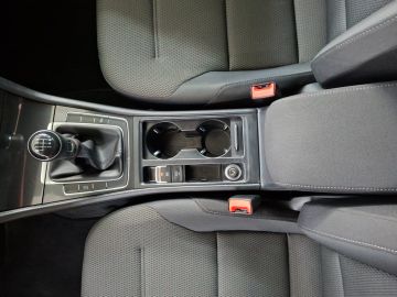 Volkswagen Golf Comfortline 1.4 TSI °ACC°Navi°PDC°SHZ°AAC°