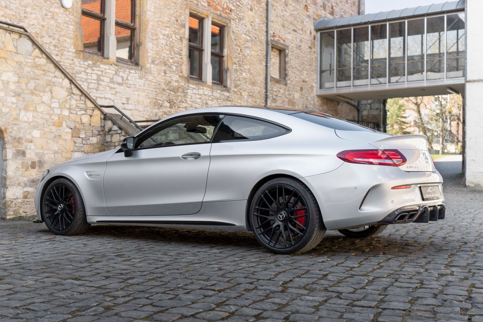 Fahrzeugabbildung Mercedes-Benz C 63 S AMG Coupe BURMESTER LED PANO 360° SHZ/K