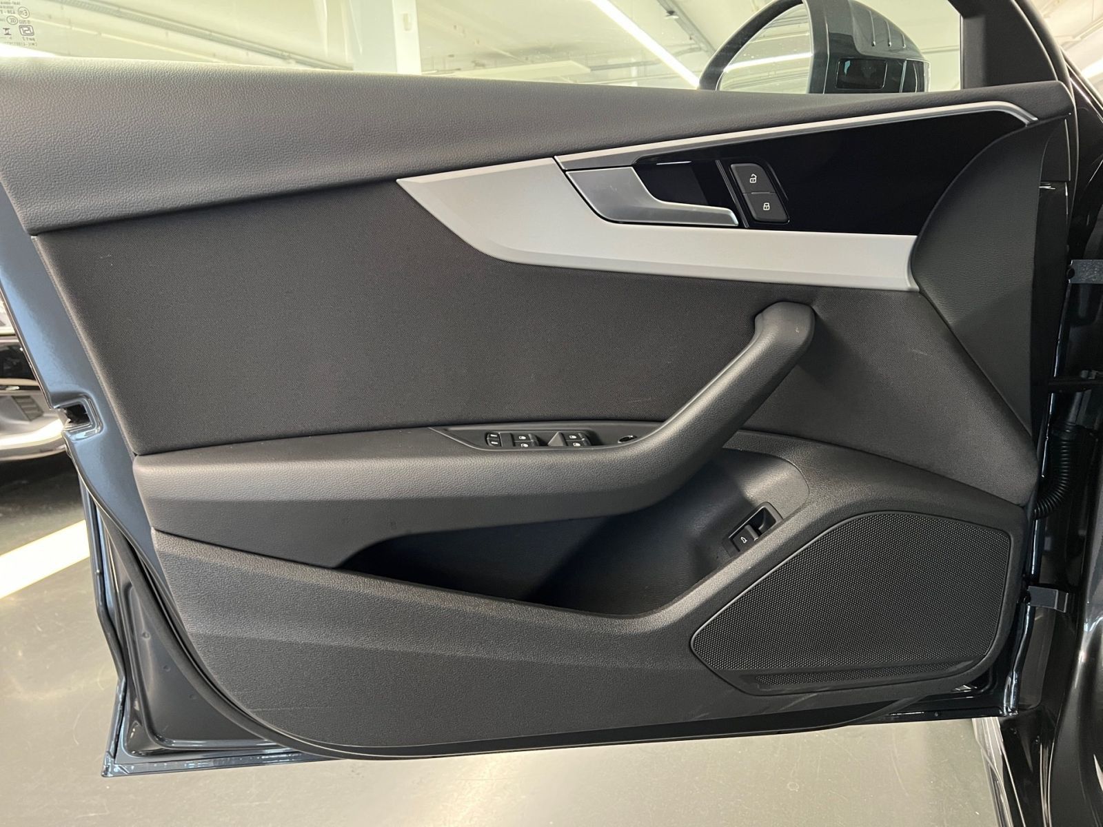Audi A4 - Bild 8