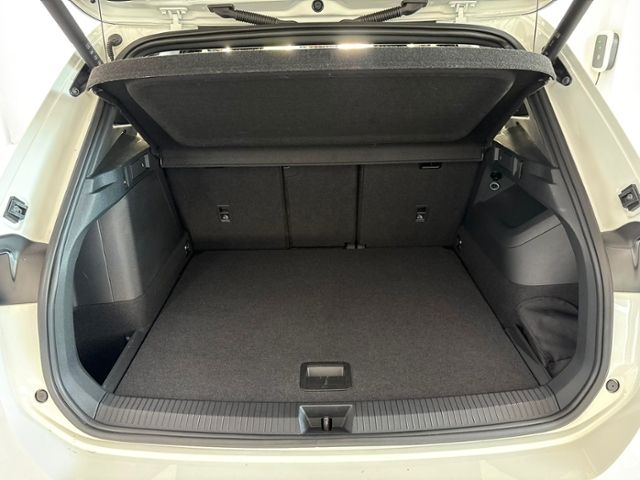 Tiguan  R-Line eHybrid MATRIX NAV STH AHK 5JGAR