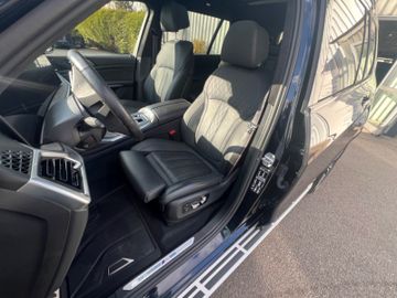 BMW X7 - 10