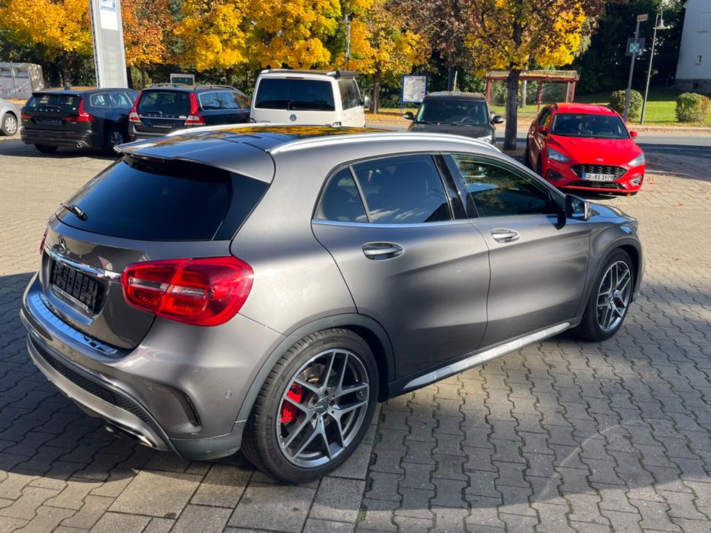 Mercedes-Benz GLA 45 AMG